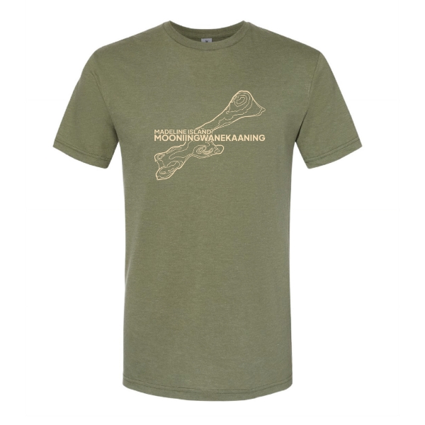 Medium green shirt with tan line drawing of Madeline Island shape and the Ojibwe name Mooniingwanekaaning. Front. 
