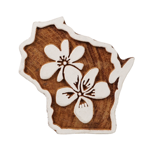 The wooden Wisconsin shaped magnet outlined in white with white wood violets painted in the middle. 